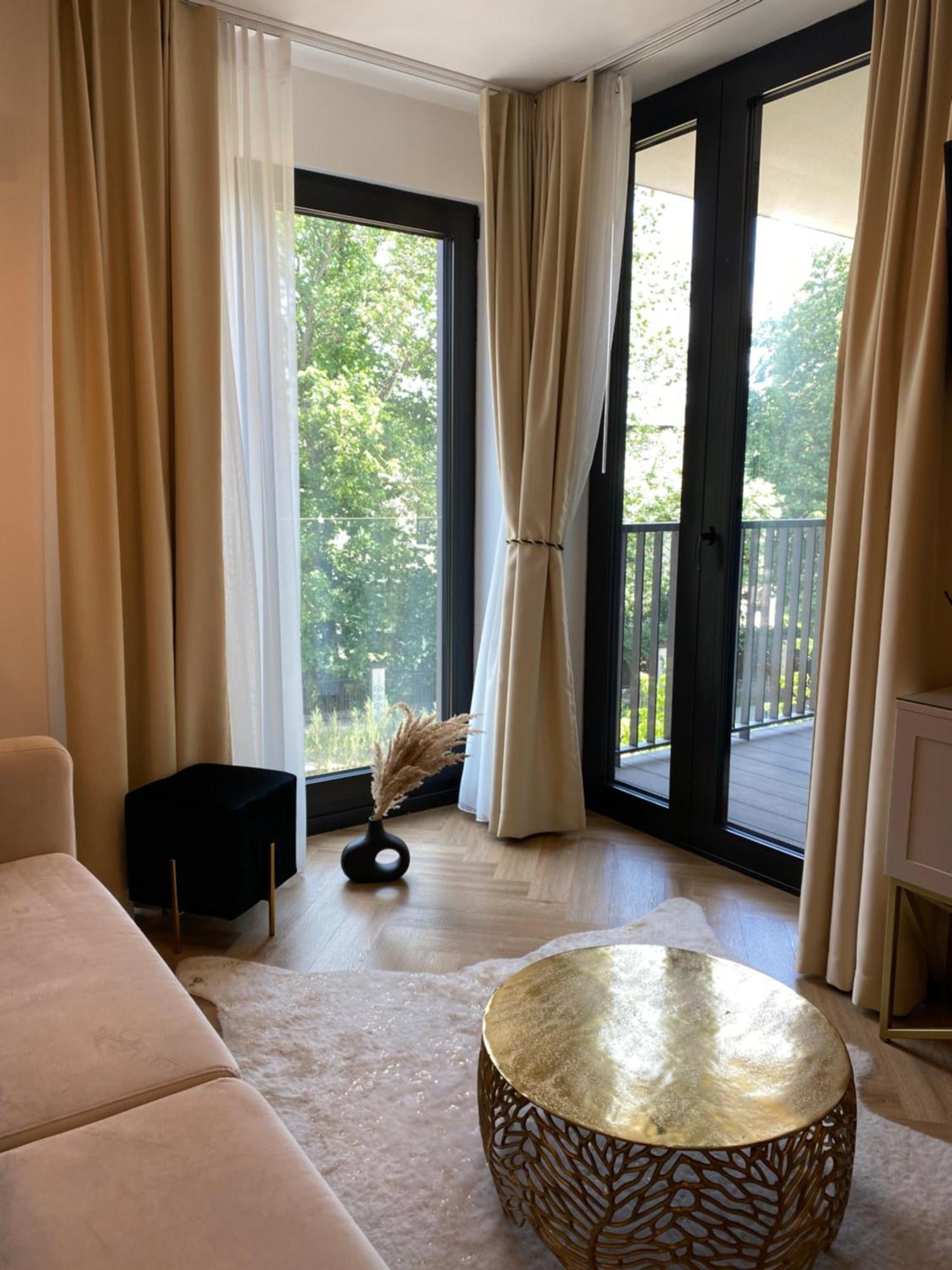 Lux Stays By Torres At K39 Краков Экстерьер фото